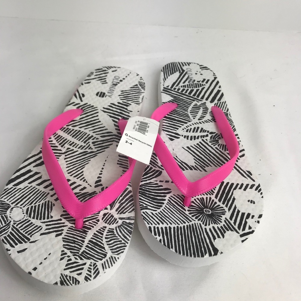 NEW Old Navy Rubber Flip Flops Sz 3/4